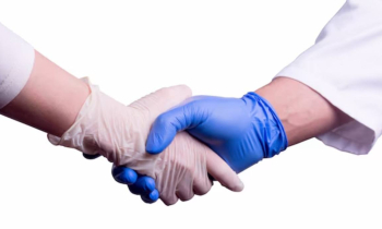 Для имплантации нужно два врача?